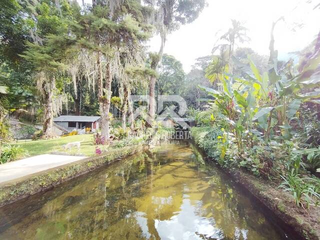 Venda em Cascata dos Amores - Teresópolis