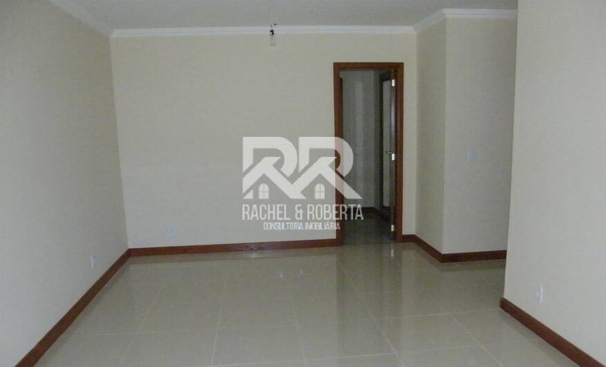 Casa à venda com 4 quartos, 300m² - Foto 4