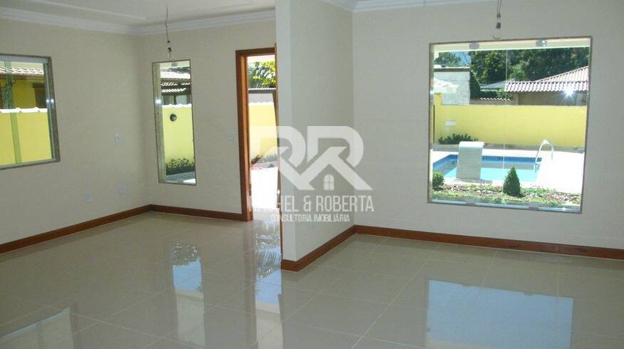 Casa à venda com 4 quartos, 300m² - Foto 3