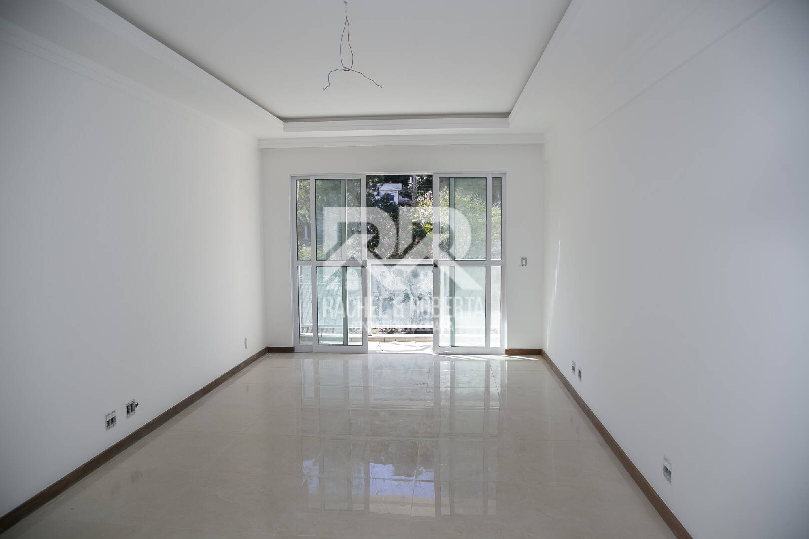 Apartamento à venda com 2 quartos, 86m² - Foto 3