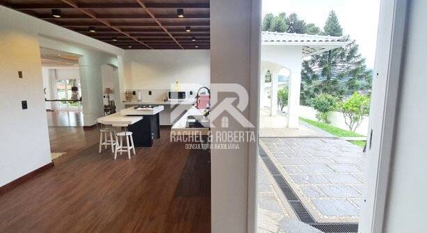 Casa à venda com 4 quartos, 416m² - Foto 9