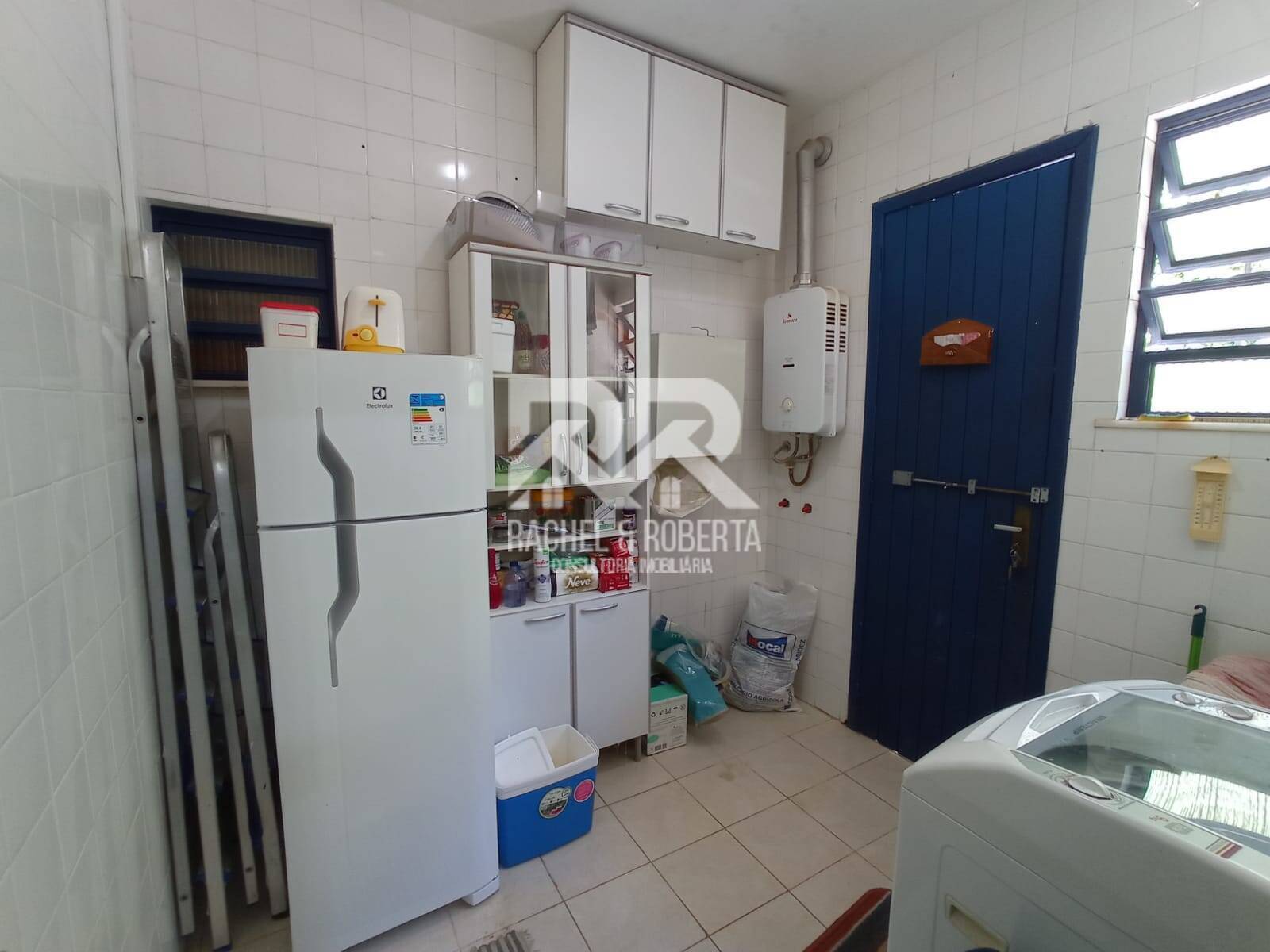 Casa à venda com 5 quartos, 240m² - Foto 33