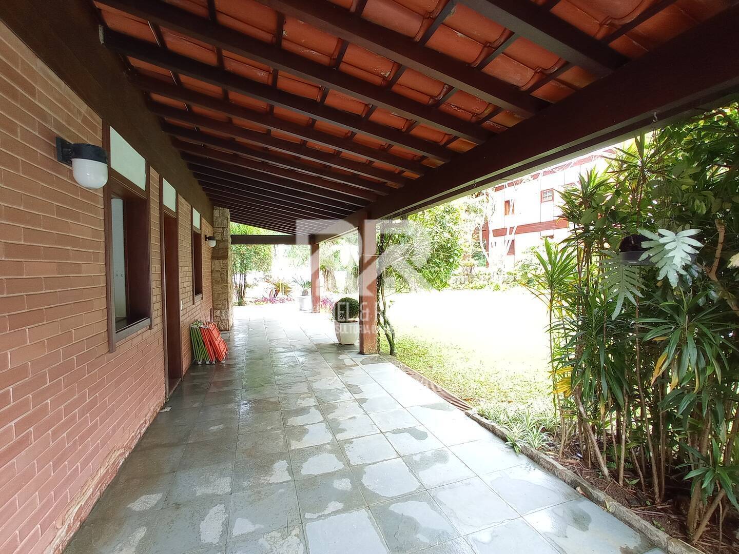 Casa à venda com 4 quartos, 330m² - Foto 54