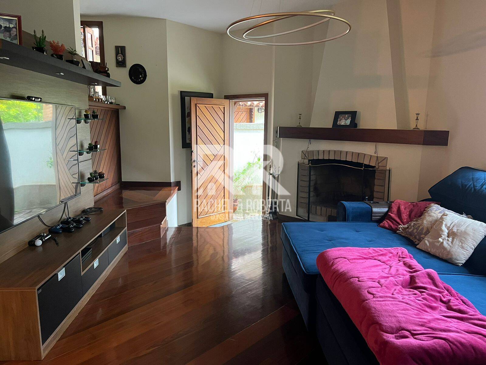 Casa de Condomínio à venda com 3 quartos, 156m² - Foto 3