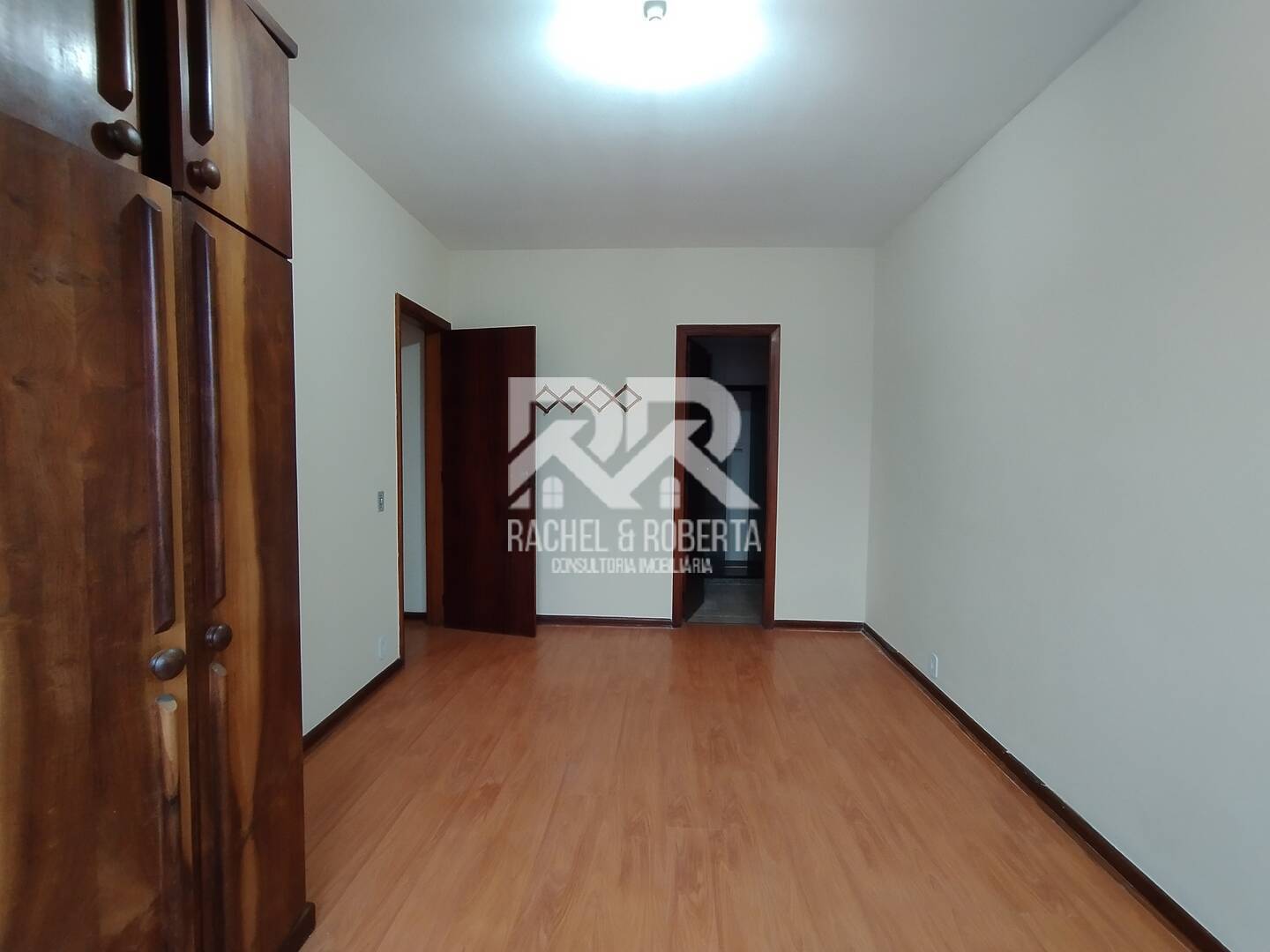 Apartamento à venda com 2 quartos, 85m² - Foto 16