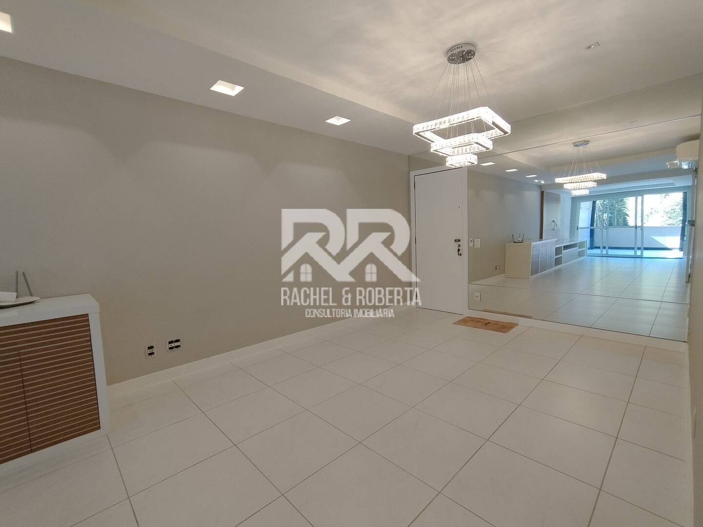 Cobertura à venda com 3 quartos, 270m² - Foto 4