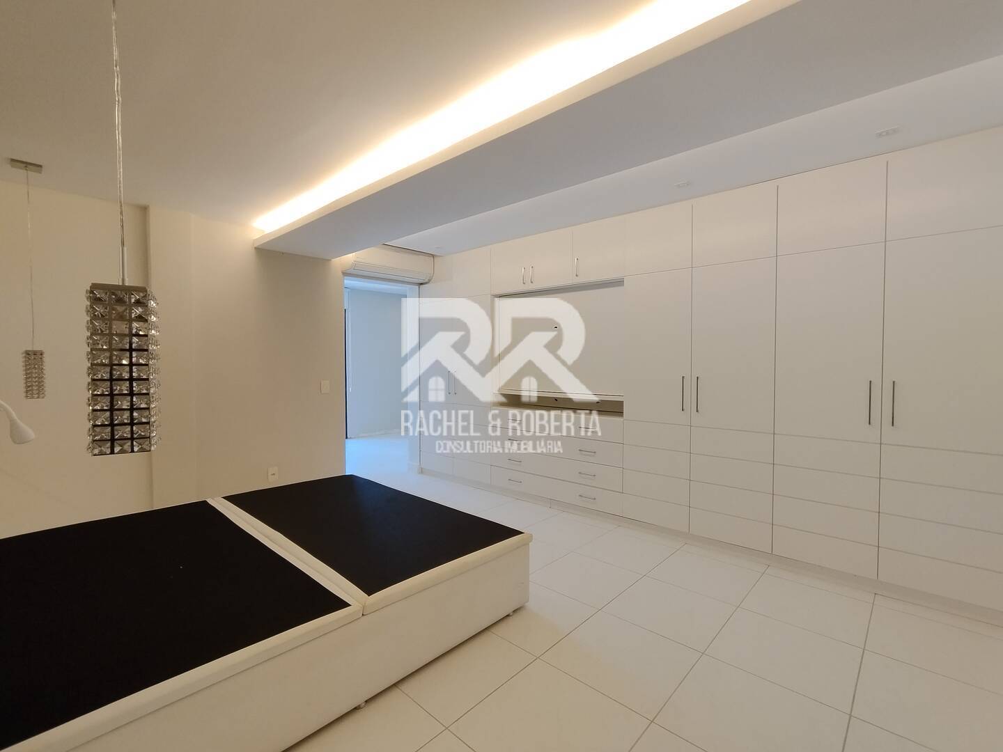 Cobertura à venda com 3 quartos, 270m² - Foto 13