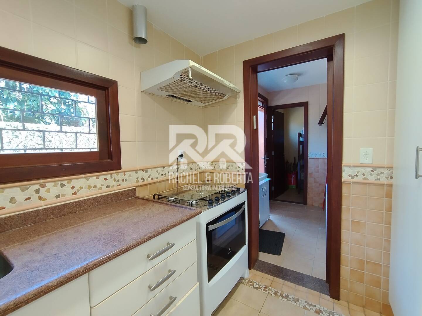 Casa de Condomínio à venda com 4 quartos, 187m² - Foto 17