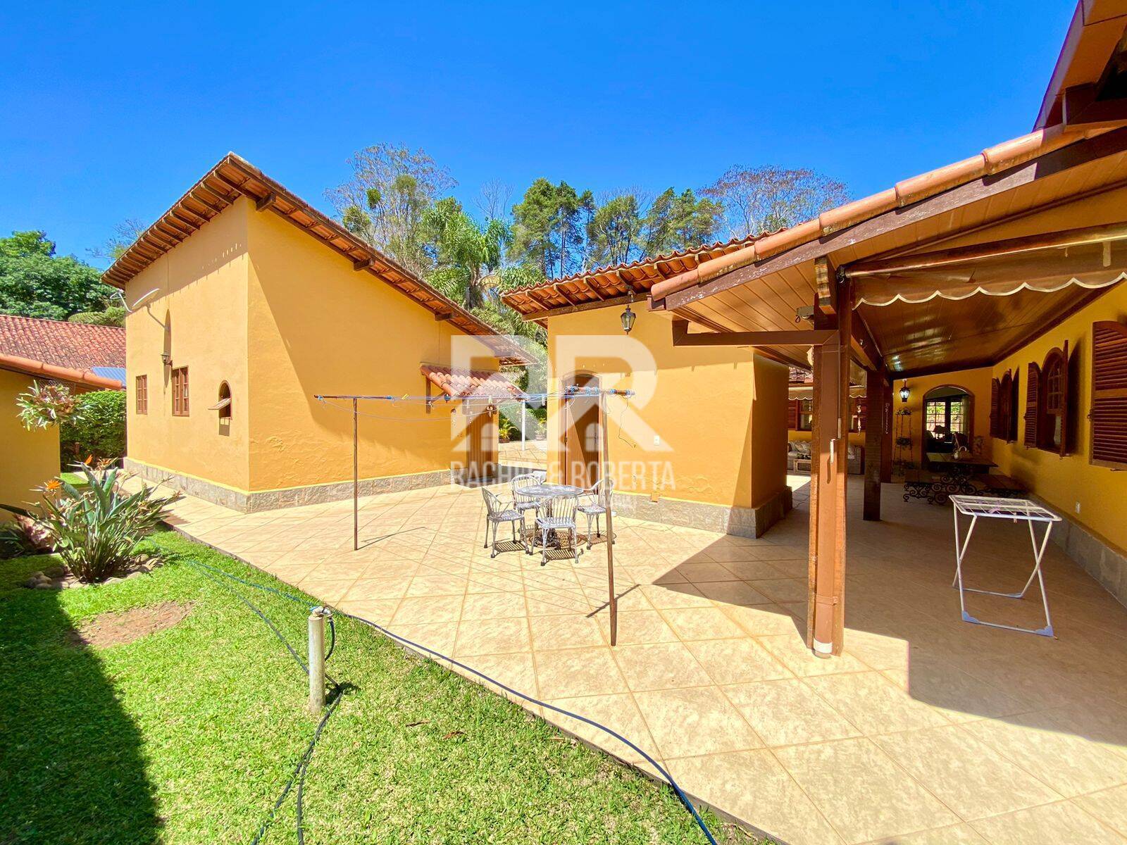 Casa de Condomínio à venda com 4 quartos, 233m² - Foto 29