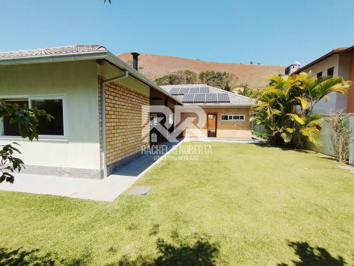 Casa de Condomínio à venda com 4 quartos, 241m² - Foto 33