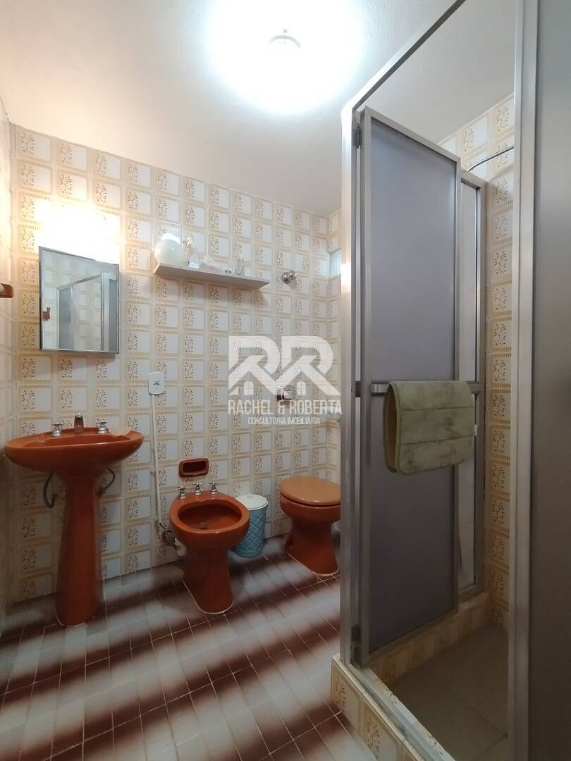 Casa de Condomínio à venda com 5 quartos, 250m² - Foto 18