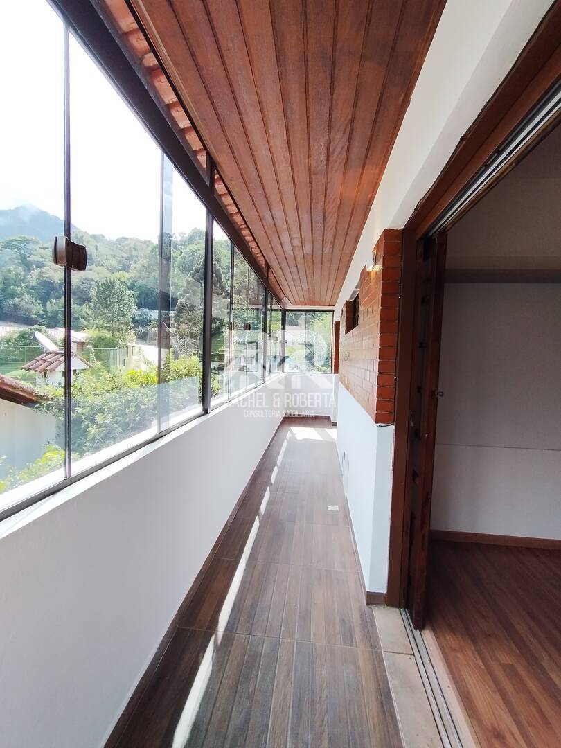 Casa de Condomínio à venda com 4 quartos, 197m² - Foto 49