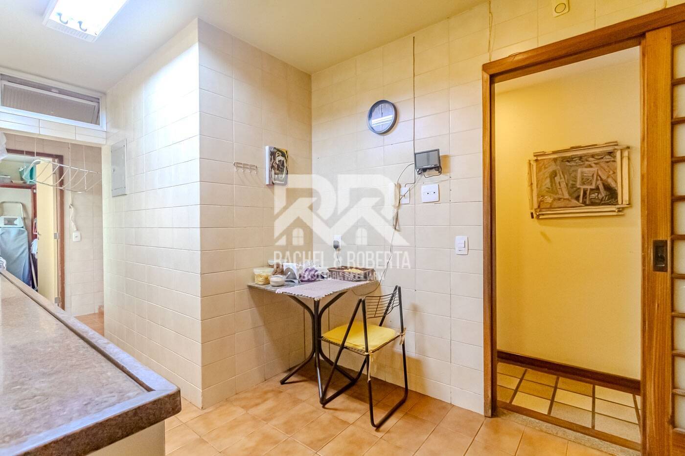 Apartamento à venda com 3 quartos, 137m² - Foto 12