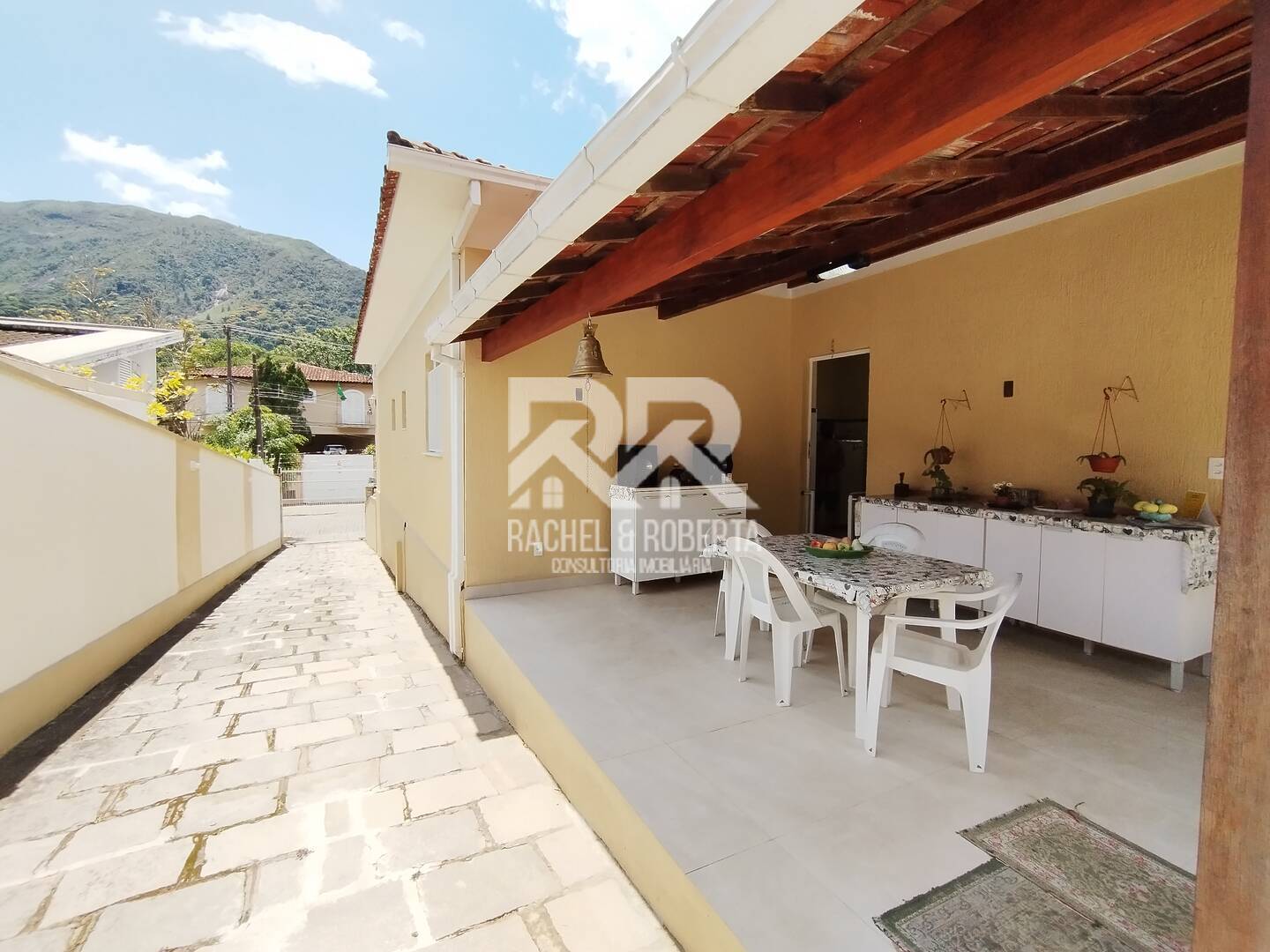 Casa à venda com 5 quartos, 246m² - Foto 19