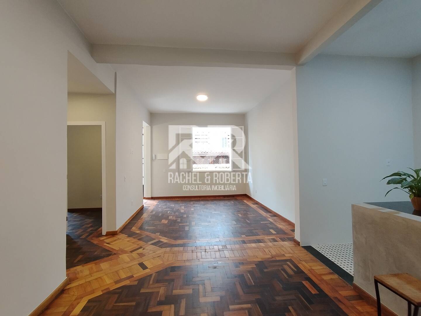 Apartamento à venda com 3 quartos, 95m² - Foto 2