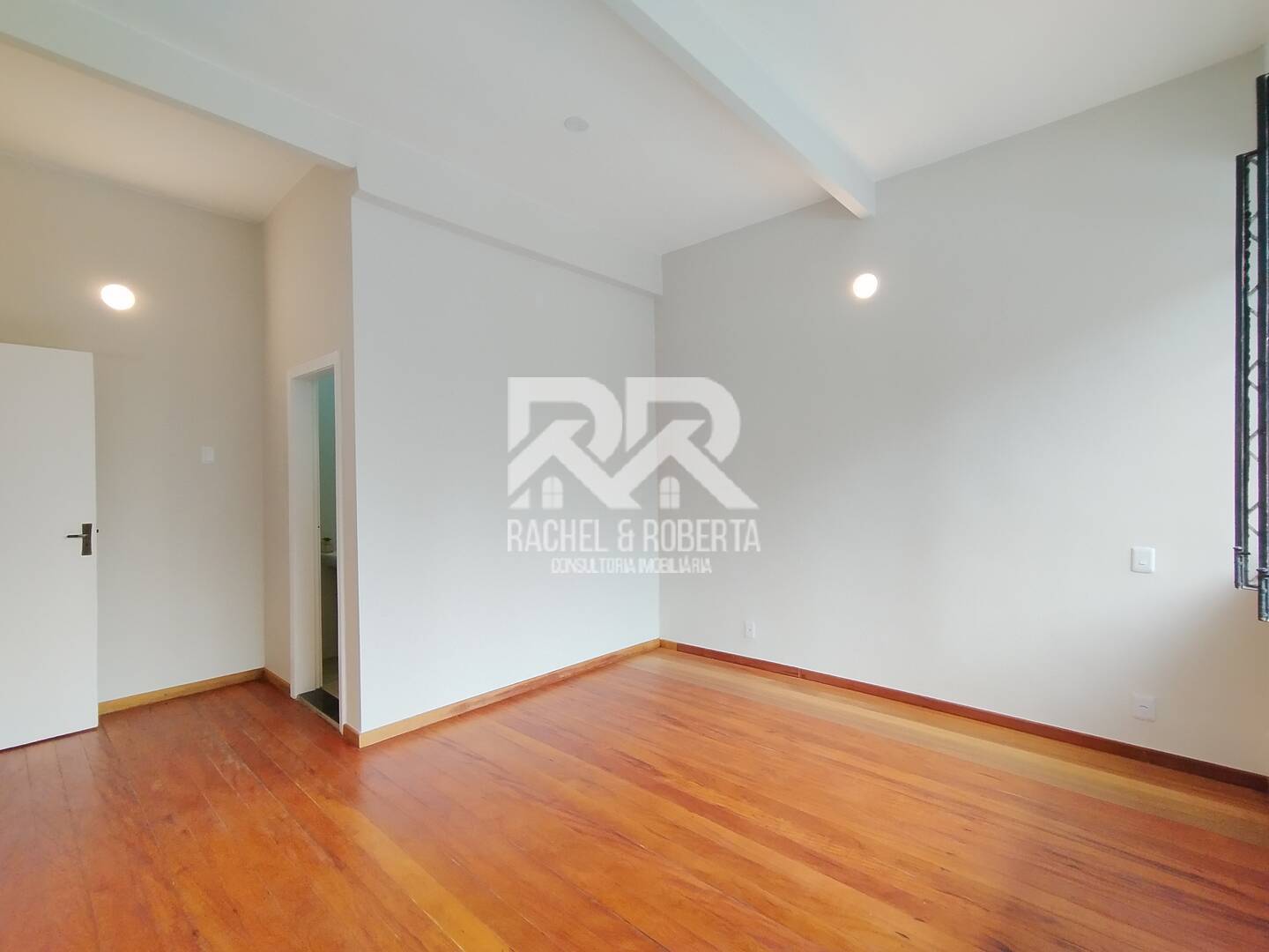 Apartamento à venda com 3 quartos, 95m² - Foto 13