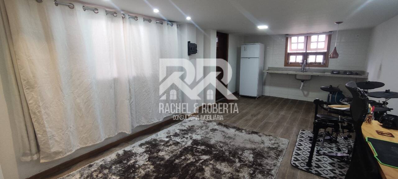 Casa à venda com 2 quartos, 108m² - Foto 13