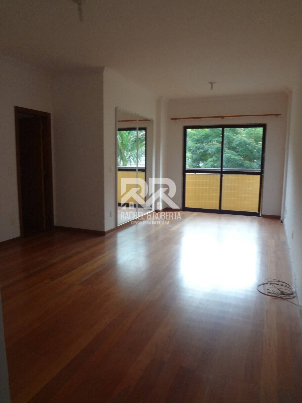 Apartamento à venda com 2 quartos, 91m² - Foto 1